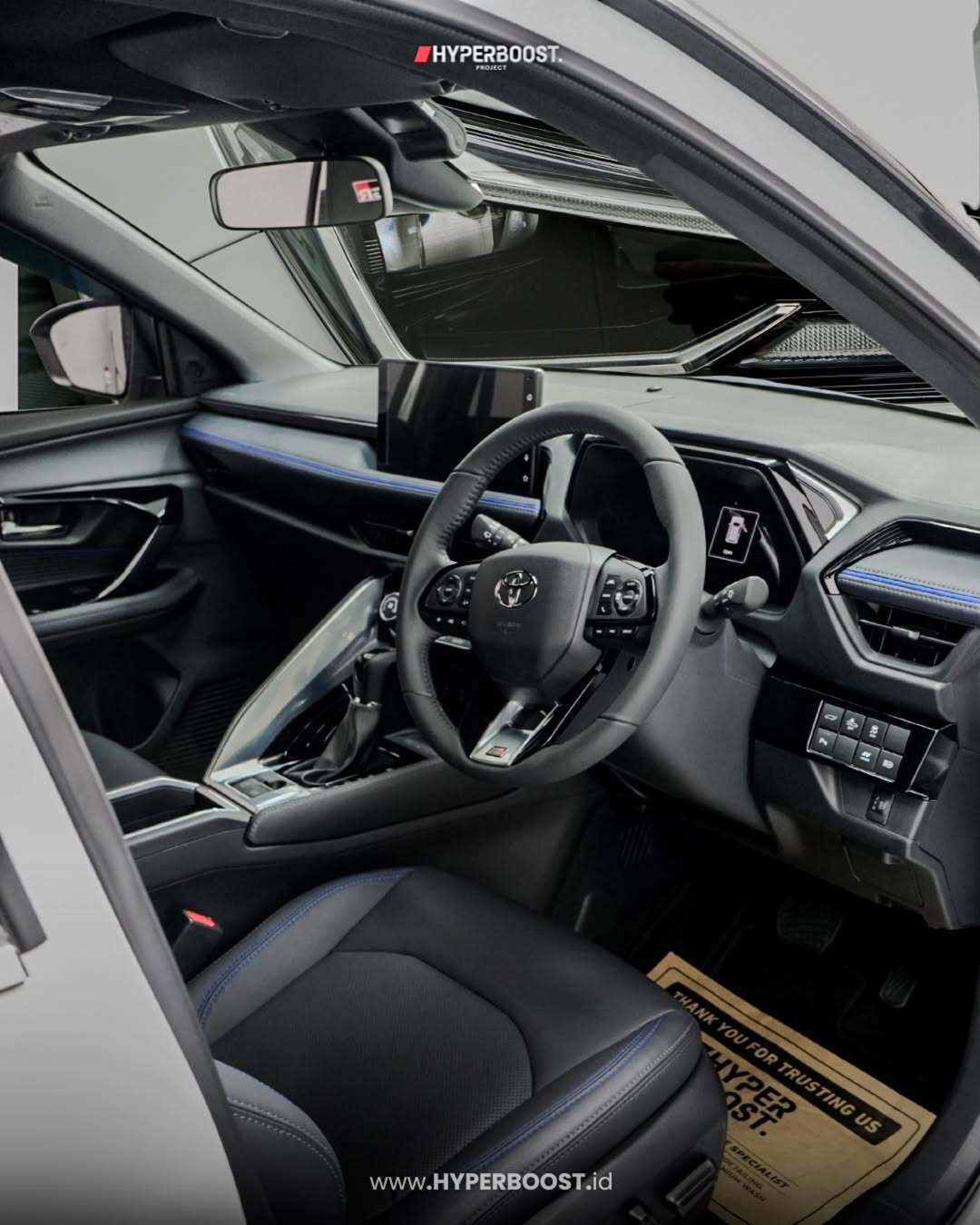 TOYOTA YARIS CROSS ON STAGE!!!Naik panggung karna udah terpoteksi PPF! Glossy full karna terpas (3)