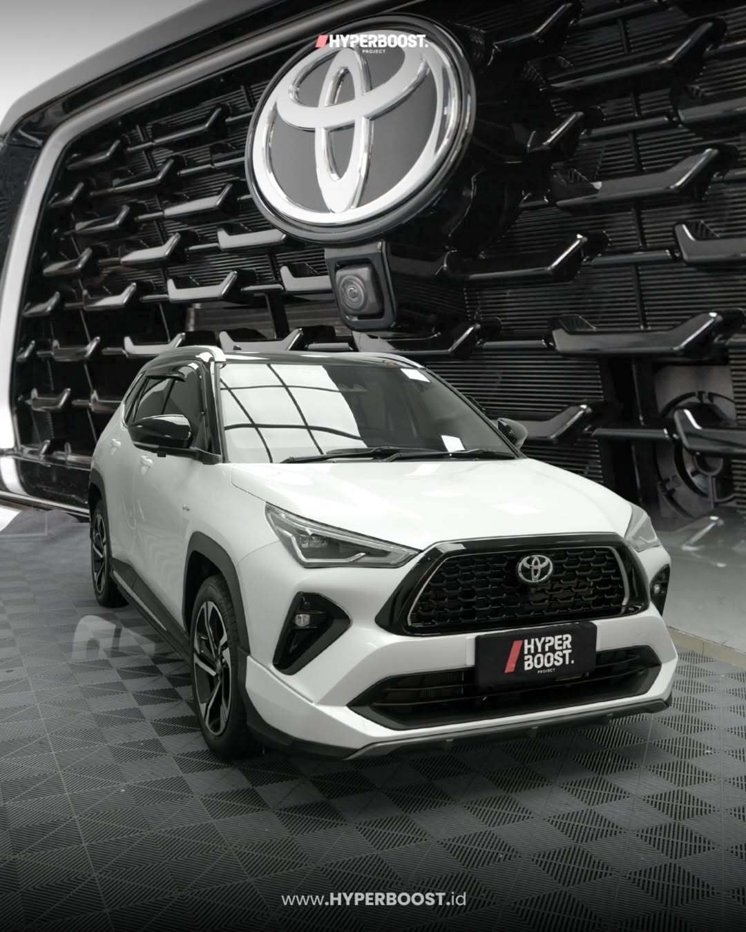 TOYOTA YARIS CROSS ON STAGE!!!Naik panggung karna udah terpoteksi PPF! Glossy full karna terpas